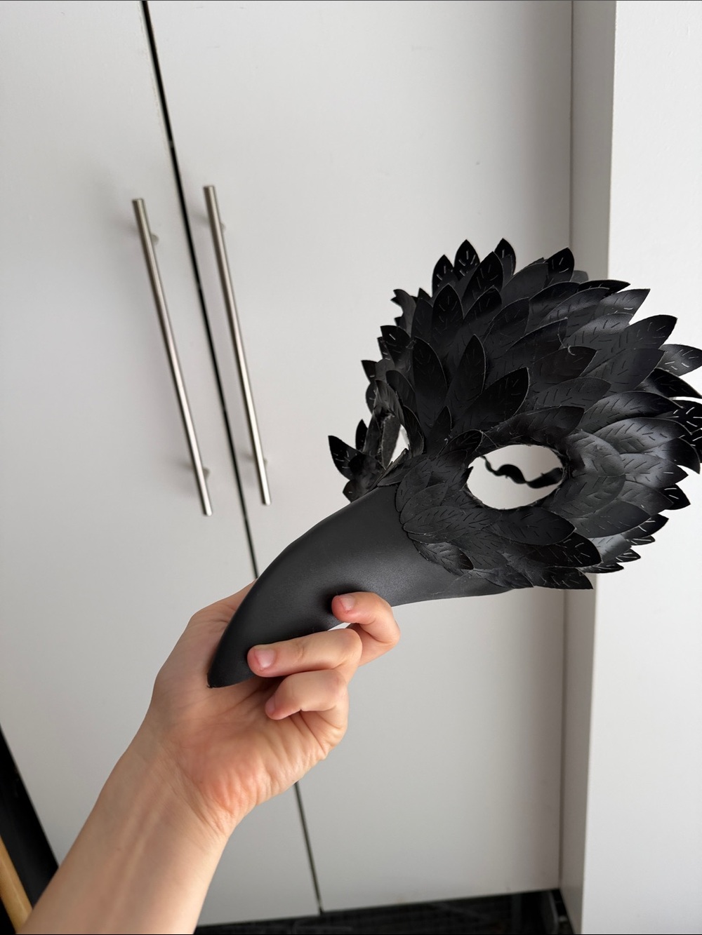 Feathered Black Plague Doctor Mask - Gothic Halloween Costume - Picture 2 of 4